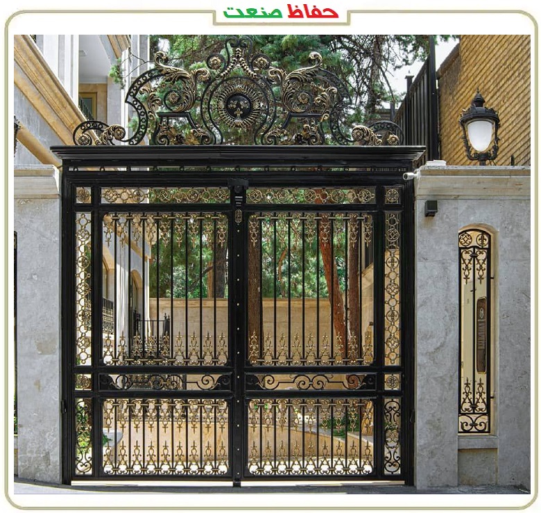 هنر و زیبایی در درب فرفورژه