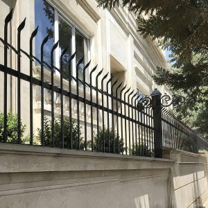 قیمت حفاظ بالای دیوار چقدر می باشد؟