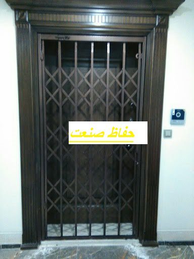 امنیت درب ورودی خانه با محافظ آکاردئونی