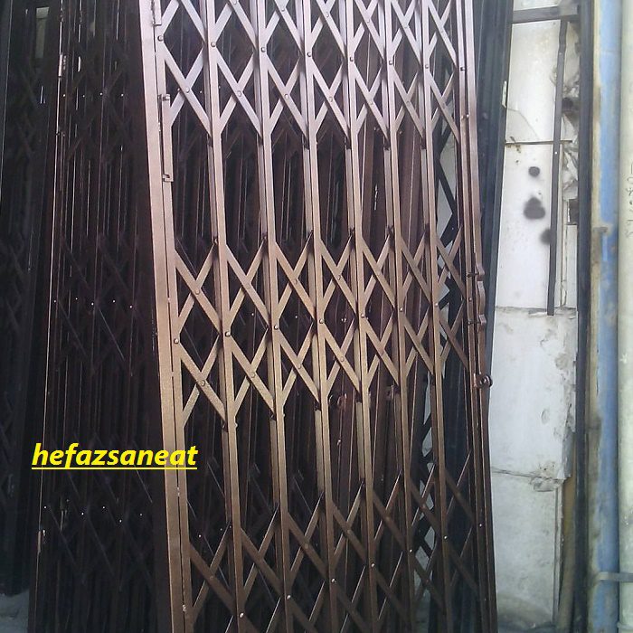 محافظ درب آکاردئونی