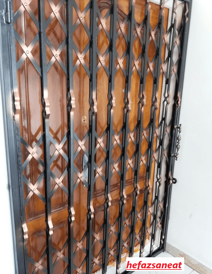 مقاومترین گارد درب