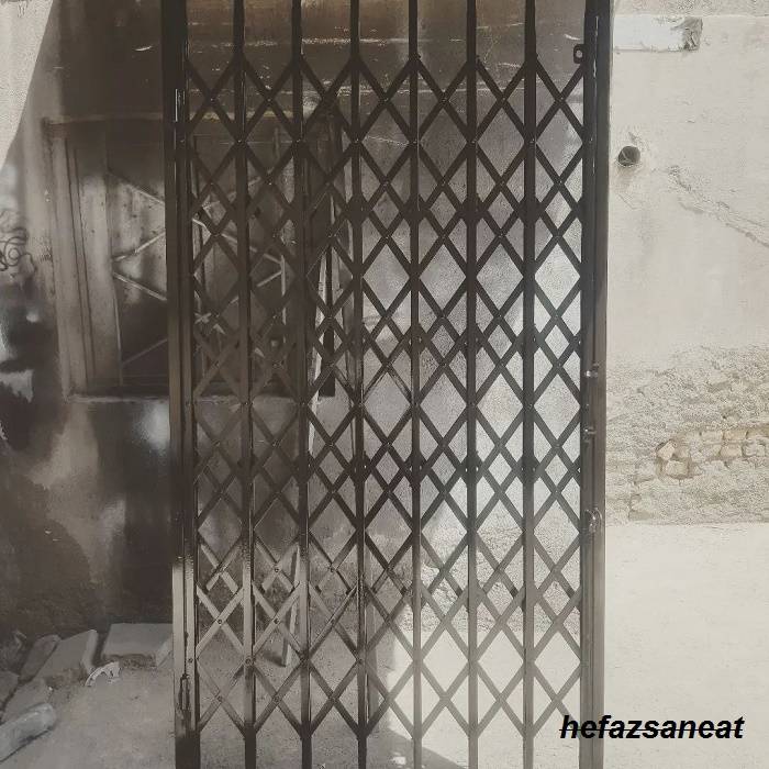حفاظ آکاردئونی آهنی 