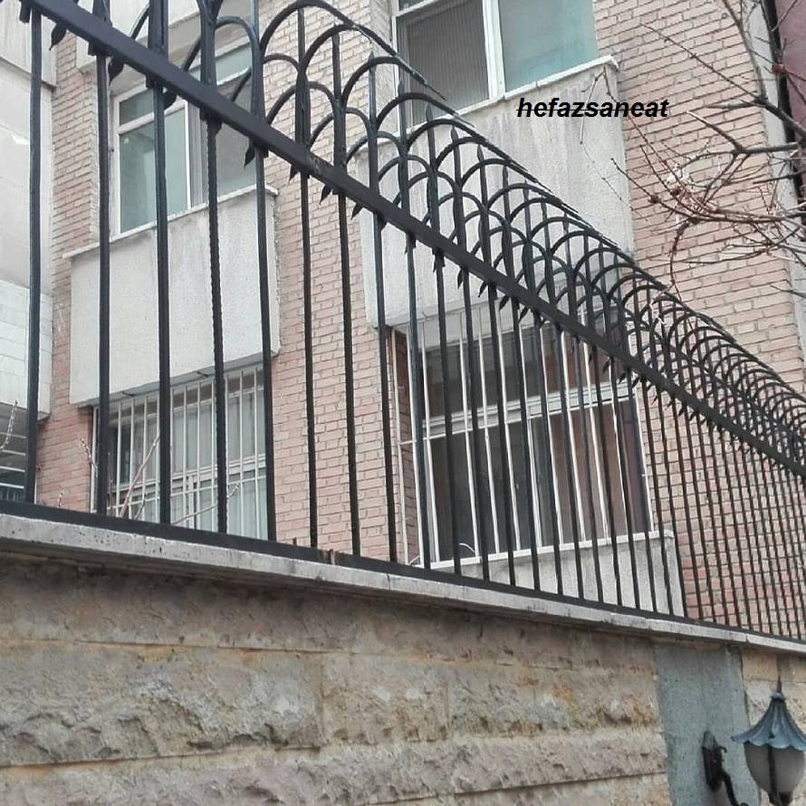 برترین گاردهای حفاظتی بالای دیوار کدام است؟