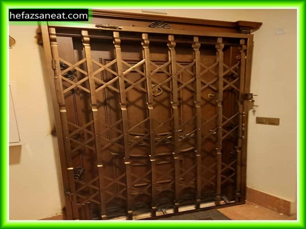 نرده حفاظ و درب آکاردئونی برای آپارتمان‌ها