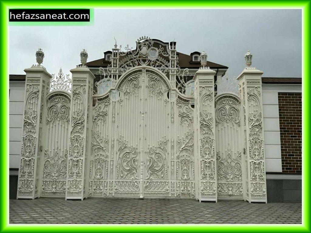 درب‌های فلزی و آهنی مناسب برای ساختمان و حیاط