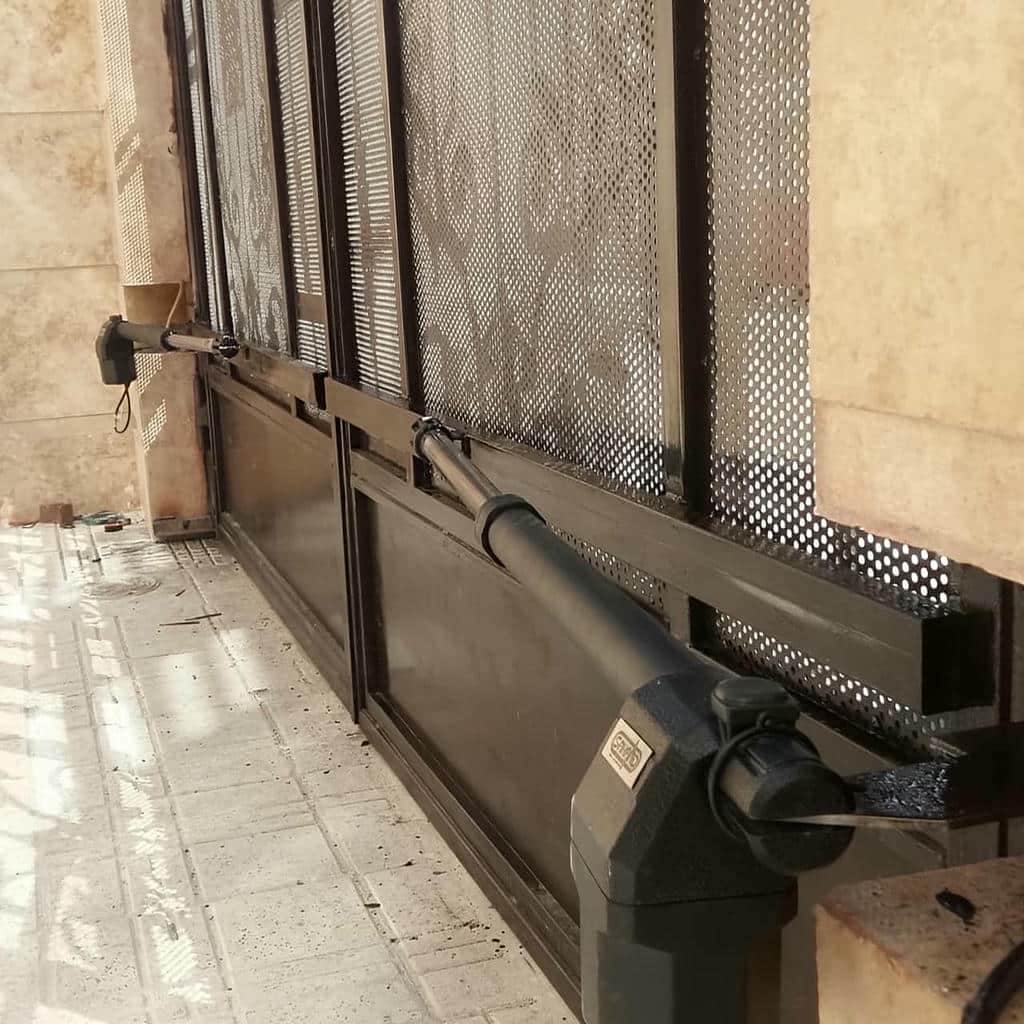 چشمی و سنسور جک پارکینگ