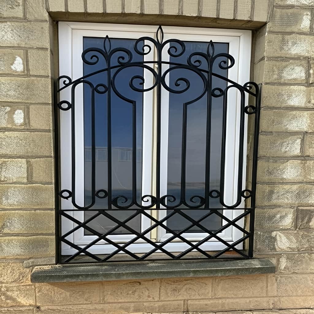 حفاظ پنجره فرفورژه