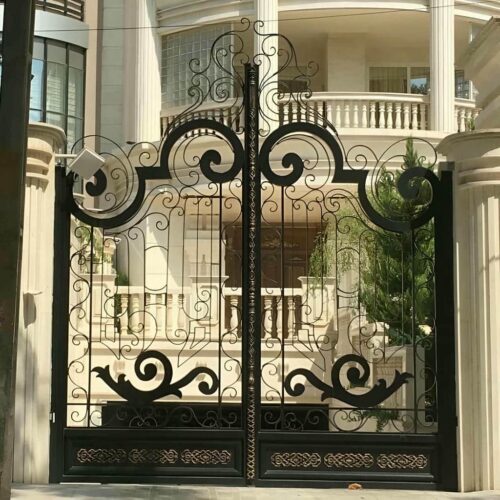 درب فرفورژه مدل نگین با طراحی لوکس