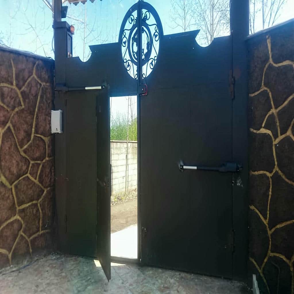 جک درب پارکینگ اتوماتیک در بندر بوشهر