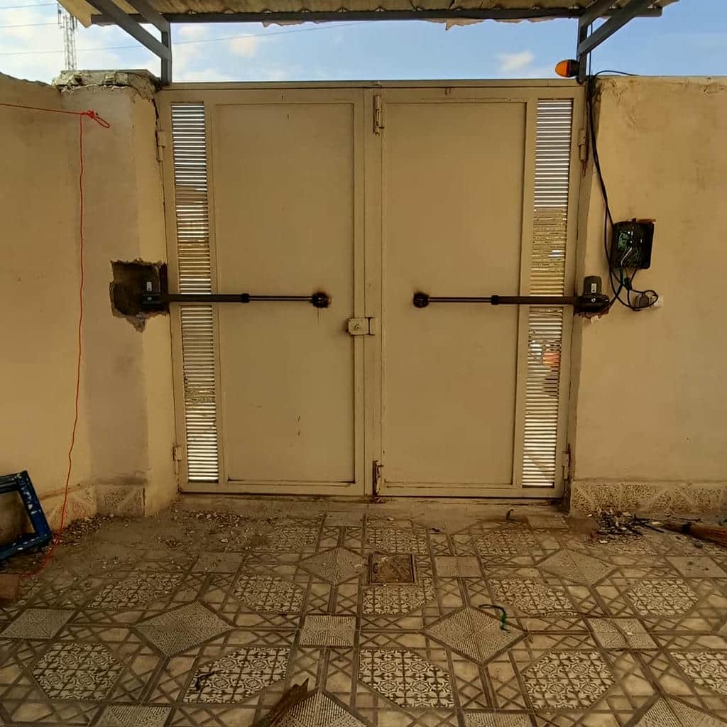 خرید جک درب پارکینگ اتوماتیک کنترلی در استان گیلان
