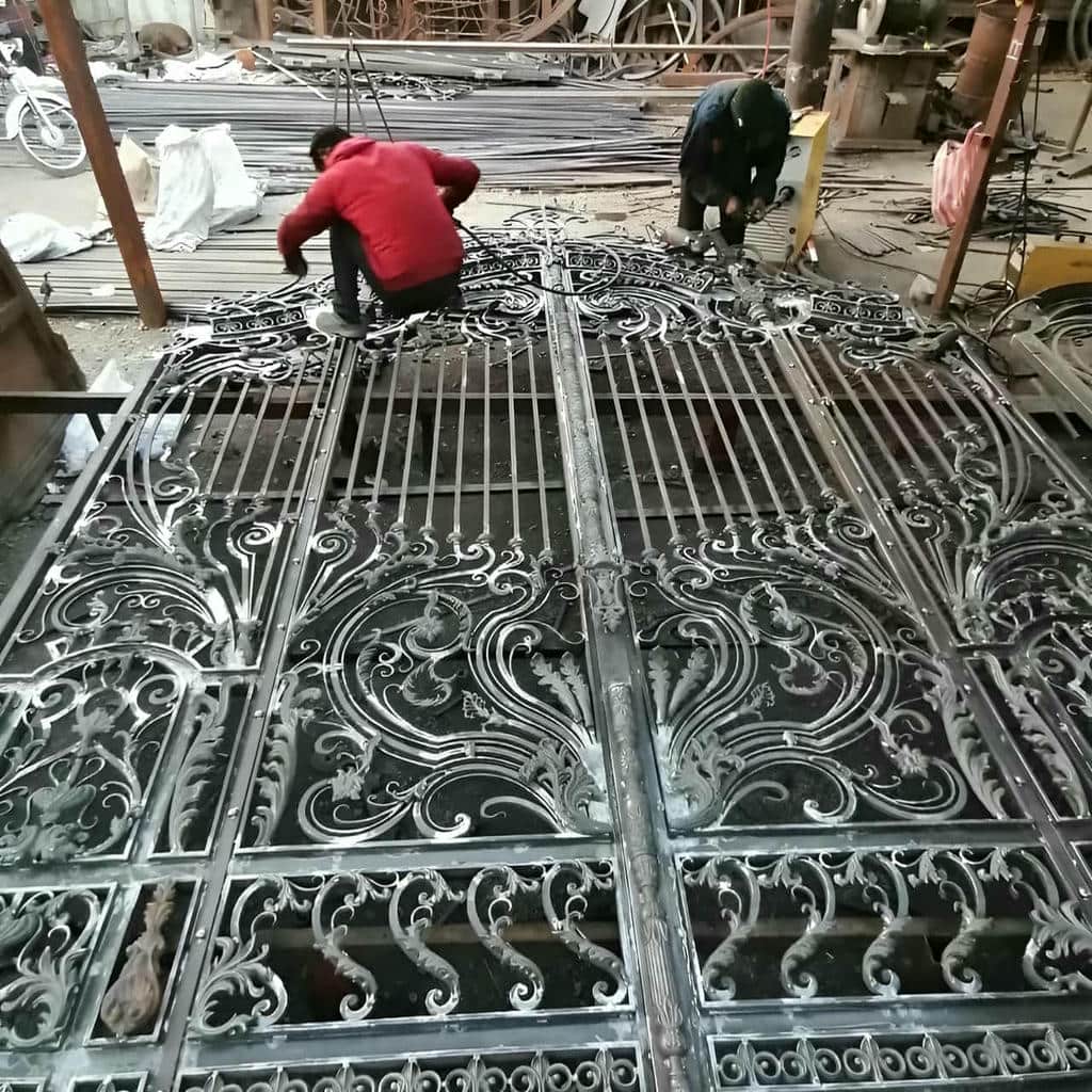 کارخانه درب حیاط متریال فلزی در بندر بوشهر