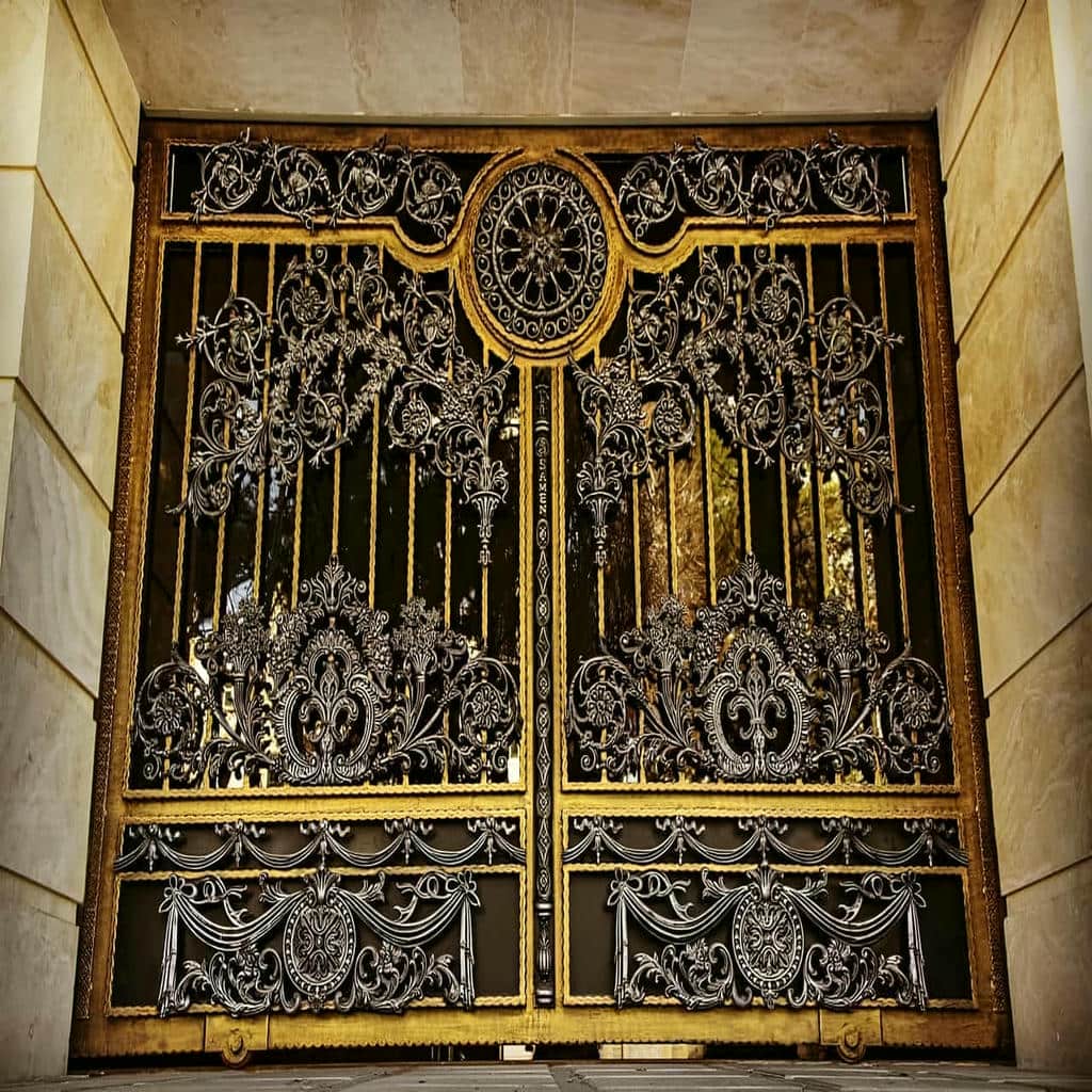 خرید درب حیاط پروفیل سنگین در بومهن