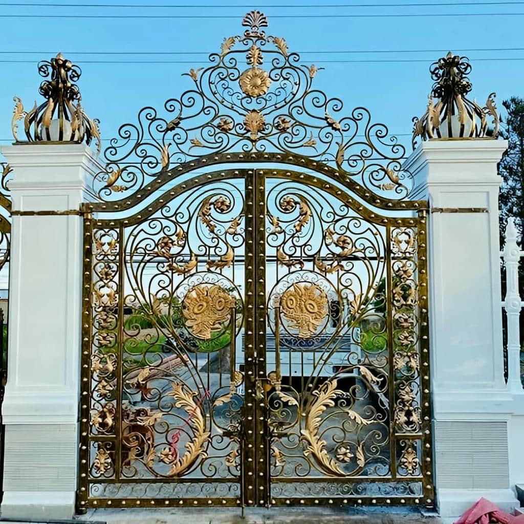 درب حیاط در محمودآباد