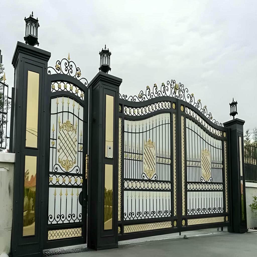 نصب درب حیاط فرفورژه در نسیم شهر