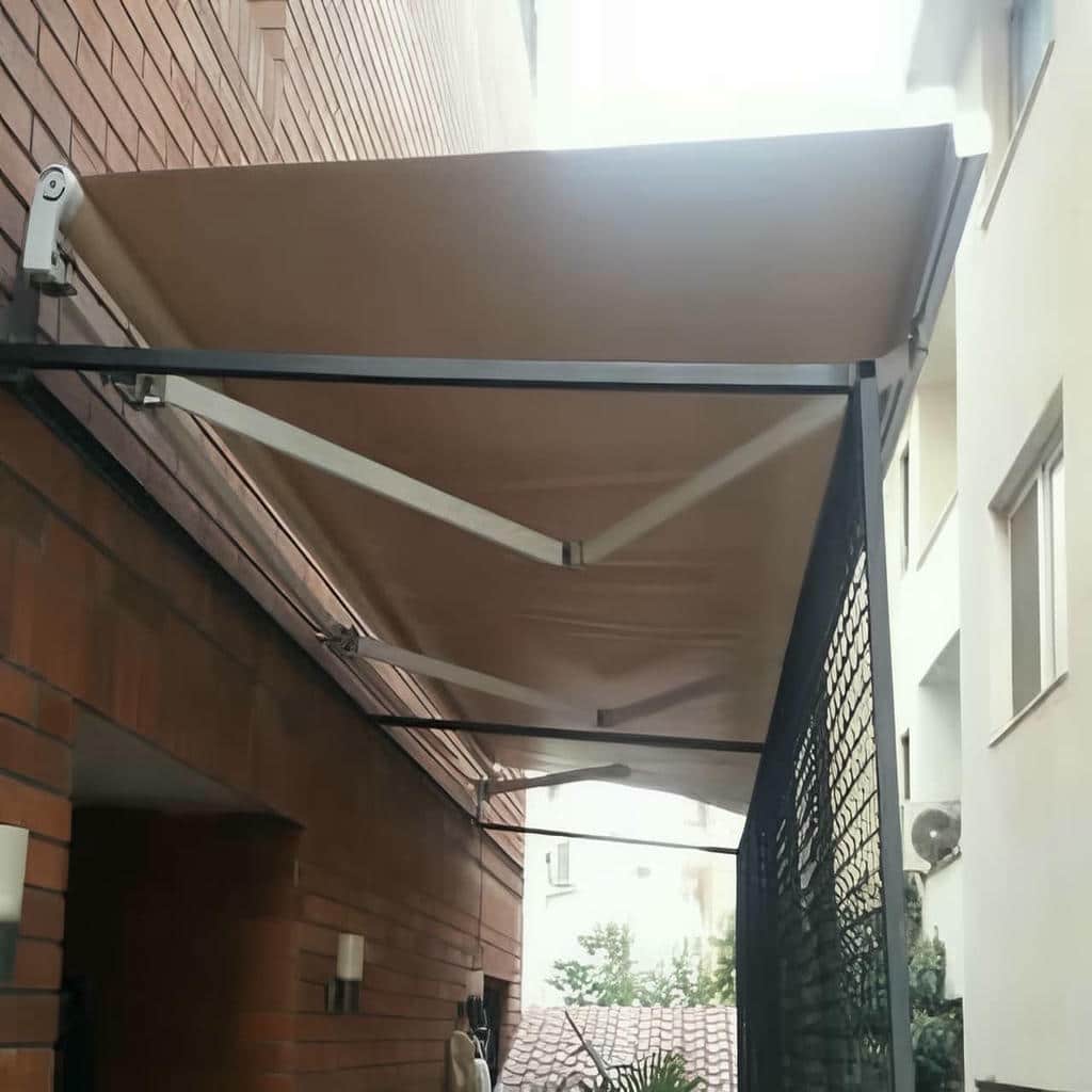 نصب سایبان برقی پروژه ای در مهرشهر کرج