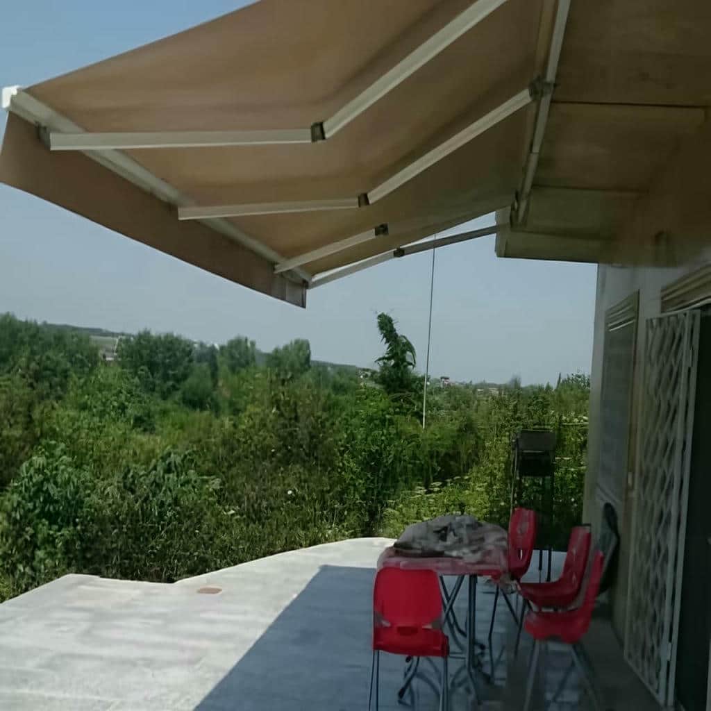 سایبان برقی در شهرکرد