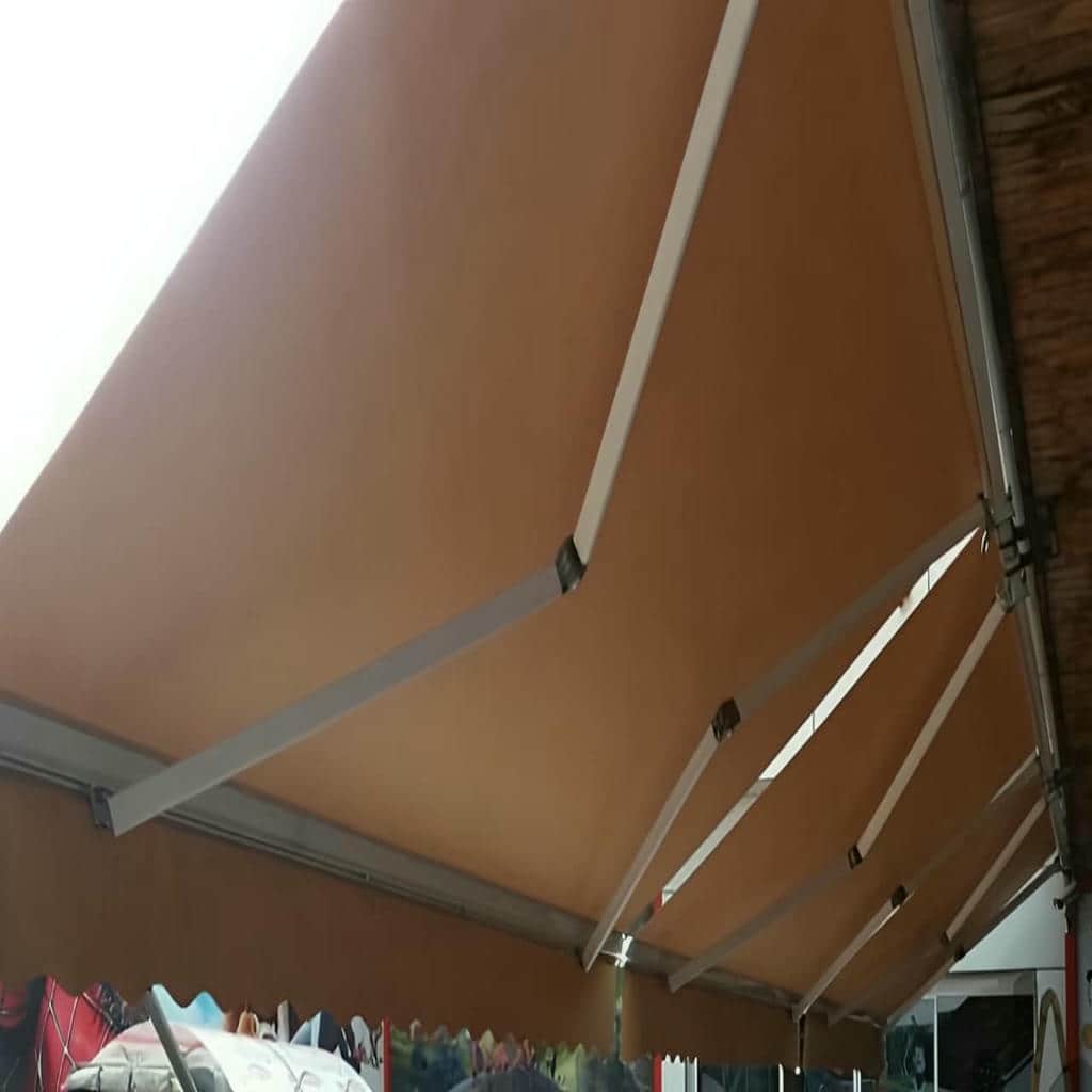 نصب سایبان برقی پروژه ای در گنبدکاووس