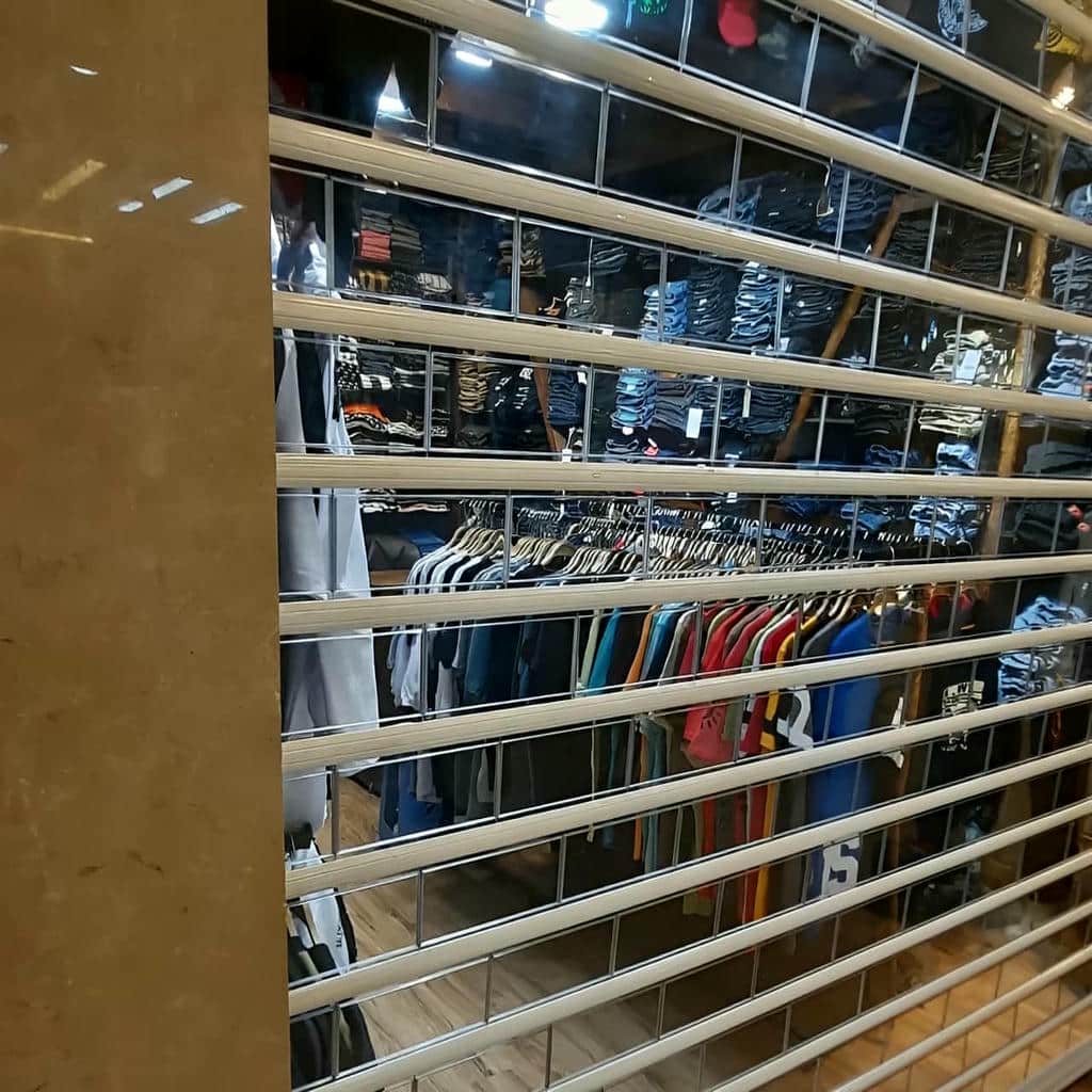 نصب کرکره برقی پارکینگ در آمل
