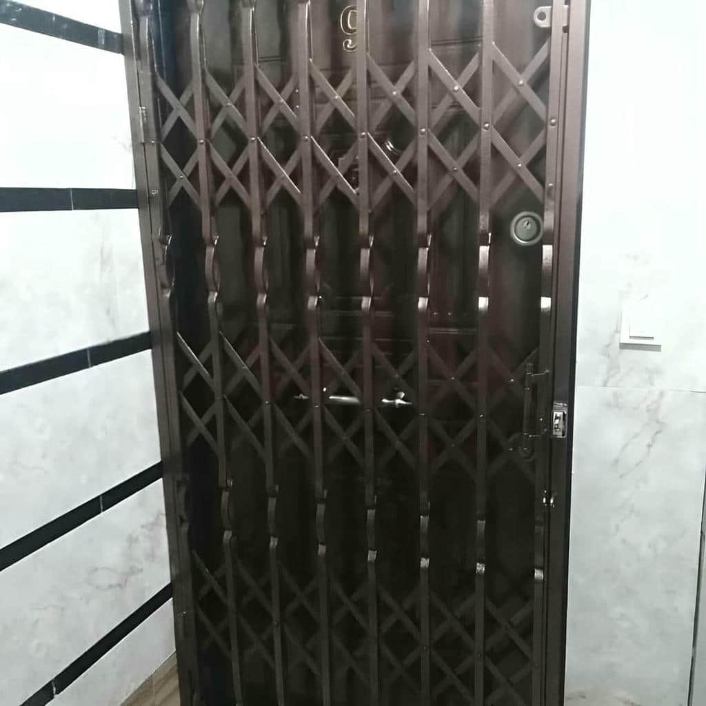 خرید درب حفاظ آکاردئونی دوگل در اراک