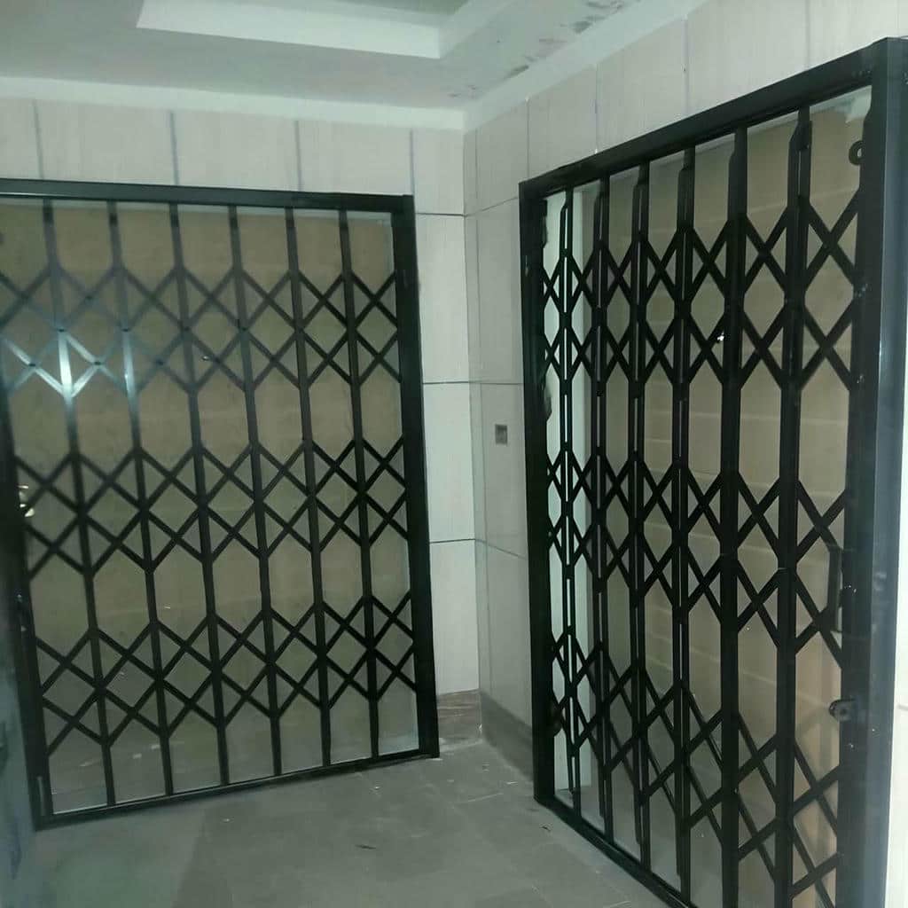 کارخانه درب حفاظ آکاردئونی مقاوم در کاشان