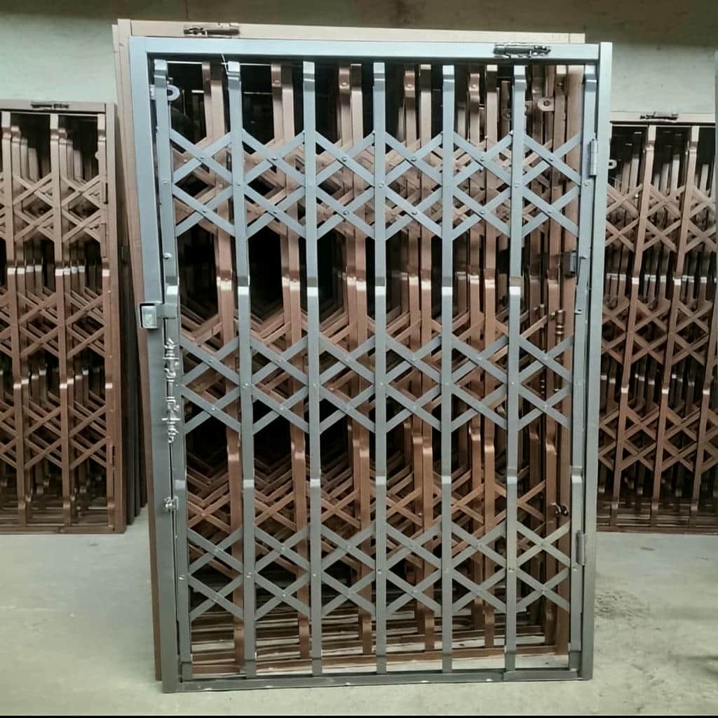 درب حفاظ آکاردئونی در آمل