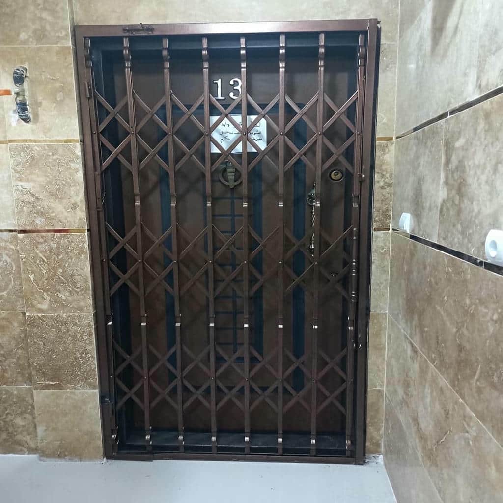 قیمت درب حفاظ آکاردئونی با پوشش مقاوم در بندر لنگه