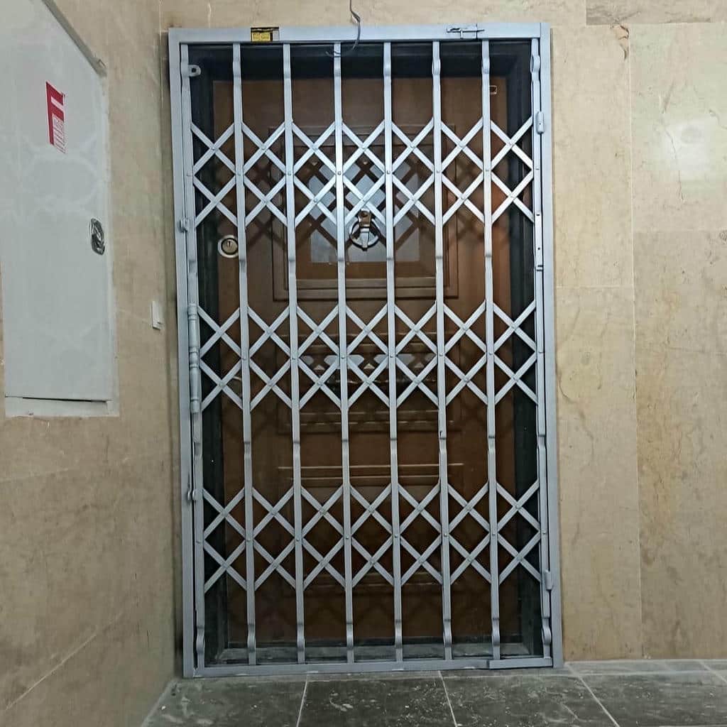 فروش درب حفاظ آکاردئونی آپارتمانی در محمودآباد
