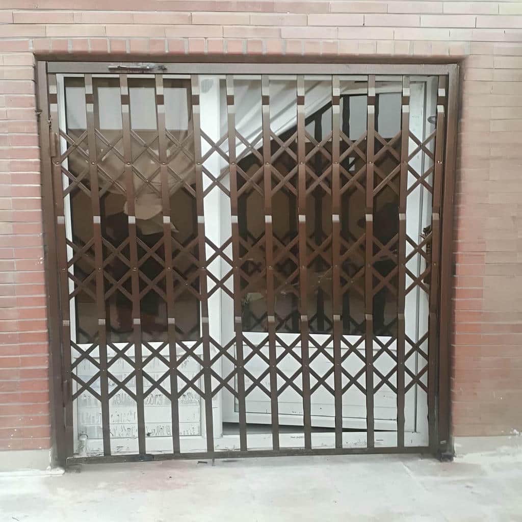 خرید درب حفاظ آکاردئونی با یراق ایمن در پرند