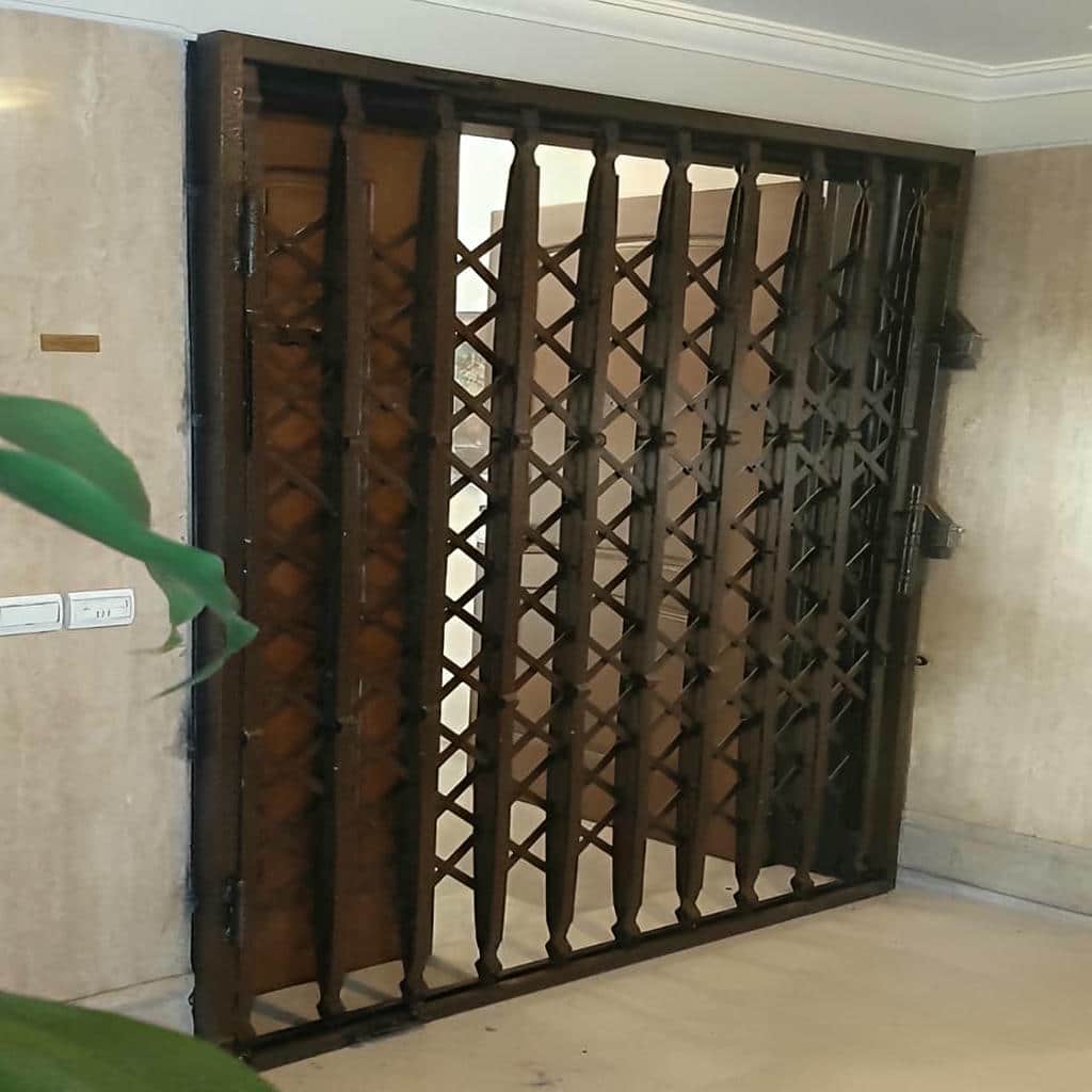 خرید درب حفاظ آکاردئونی با قفل ضدبرش در سمنان