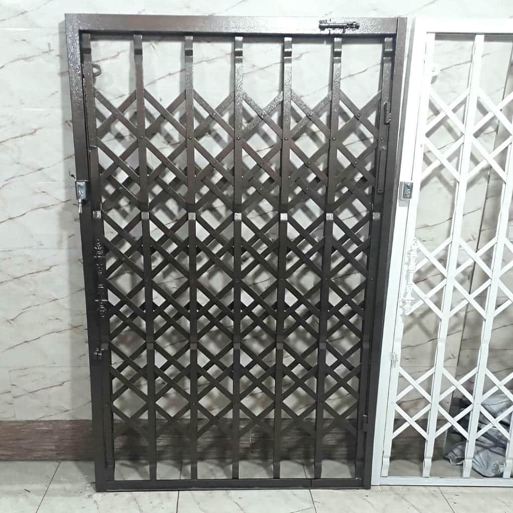 خرید درب حفاظ آکاردئونی دوگل در سبزوار
