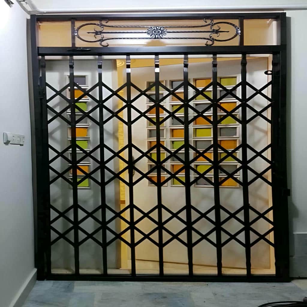 فروش درب حفاظ آکاردئونی مسکونی در کمال شهر
