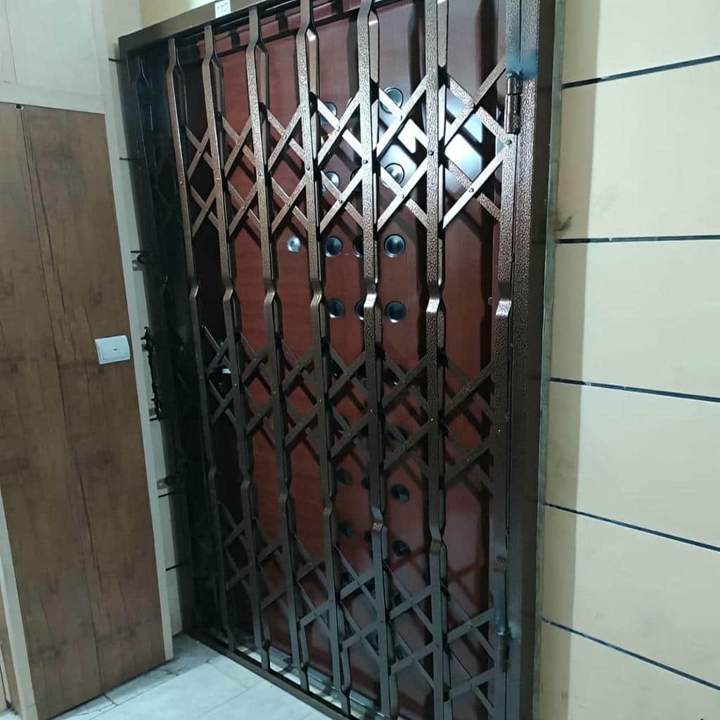 خرید درب حفاظ آکاردئونی دوگل در دماوند