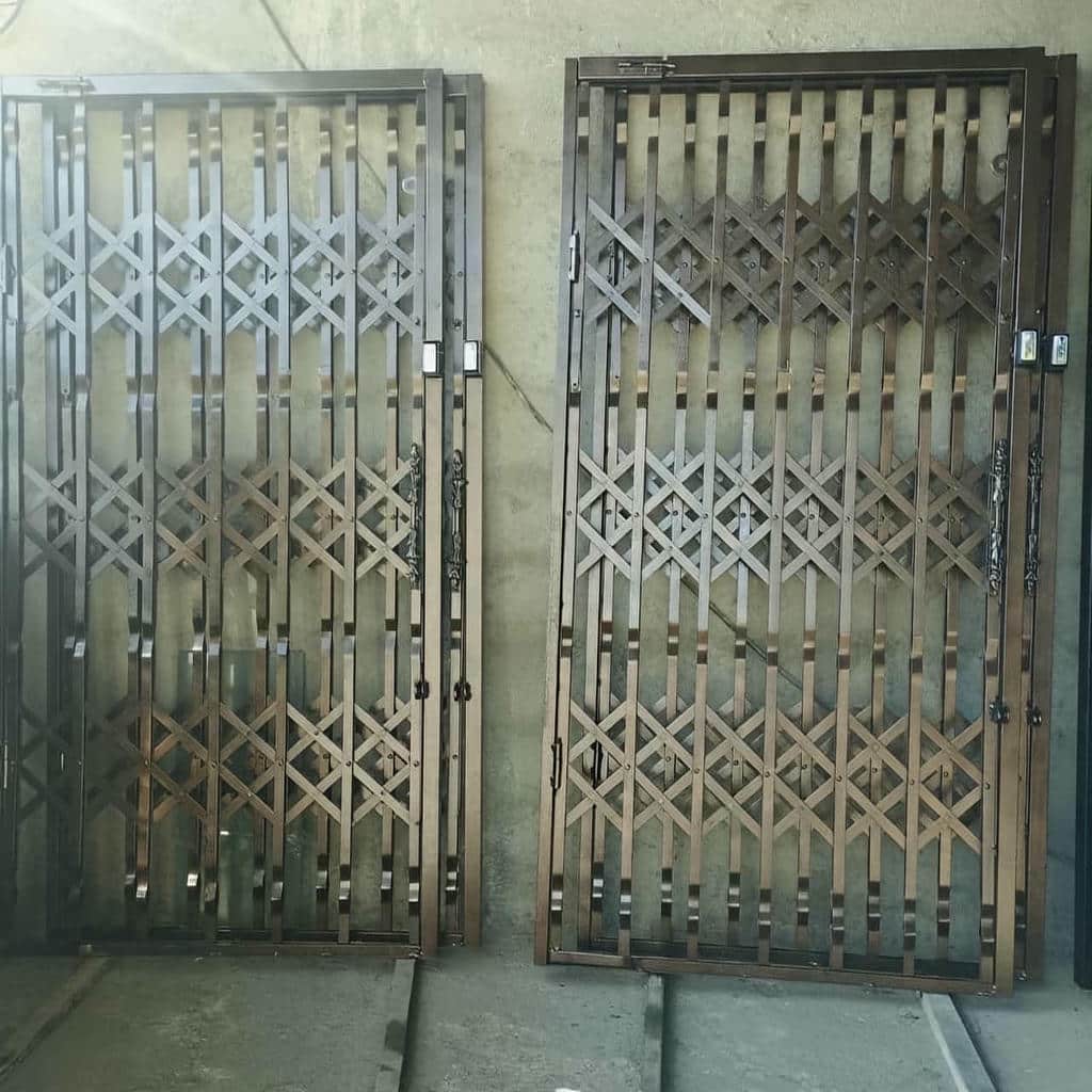 قیمت درب حفاظ آکاردئونی با یراق ایمن در فیروزکوه