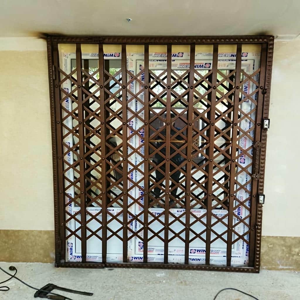 خرید درب حفاظ آکاردئونی دوگل در استان مازندران