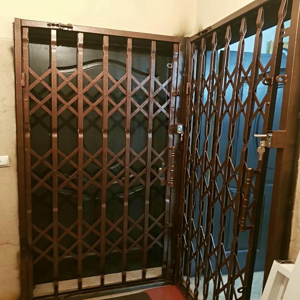 درب حفاظ آکاردئونی در عظیمیه کرج
