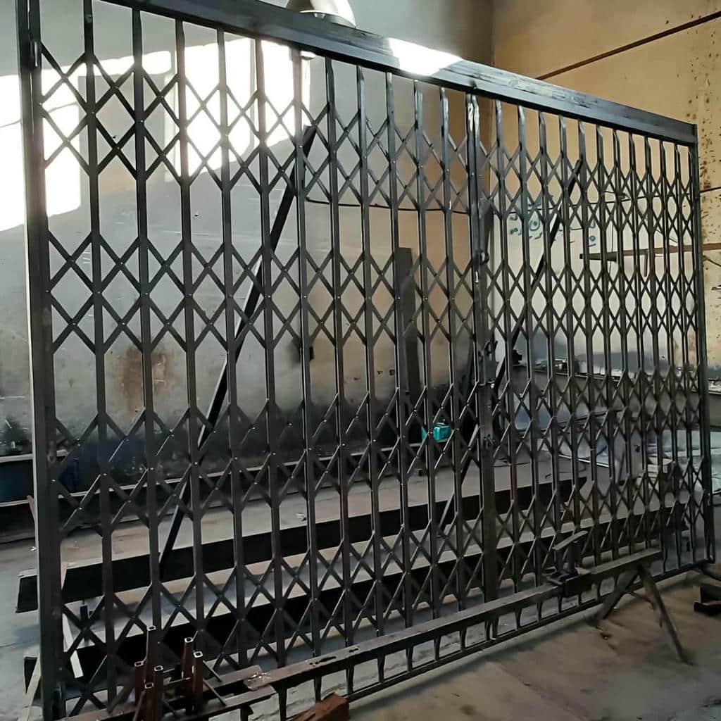 خرید درب حفاظ آکاردئونی با یراق ایمن در پردیس