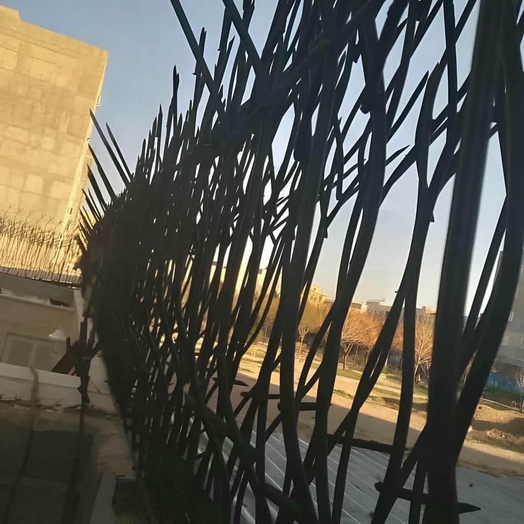 خرید حفاظ شاخ گوزنی ارتفاع مناسب در کاشان