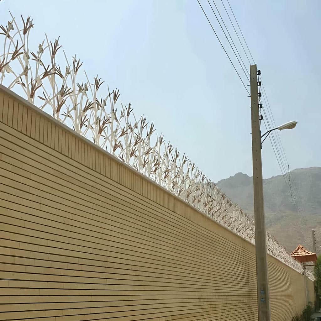 نصب حفاظ شاخ گوزنی ضدزنگ استاندارد در سیرجان