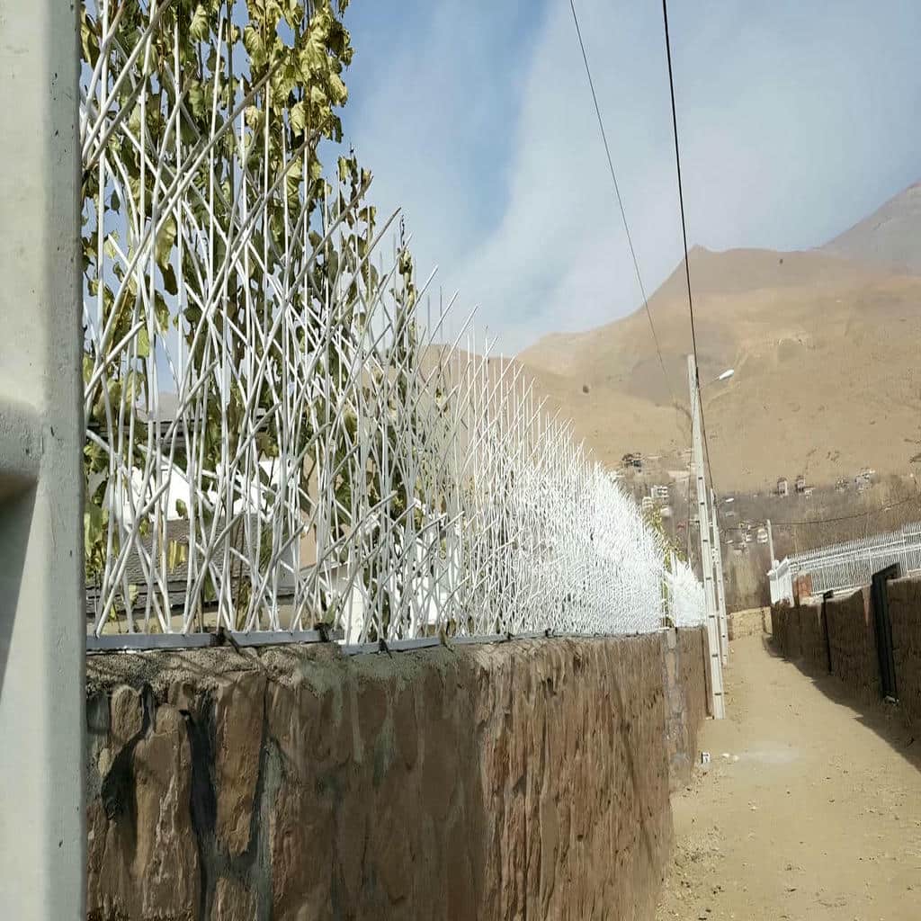 نصب حفاظ شاخ گوزنی ضدزنگ در محمودآباد