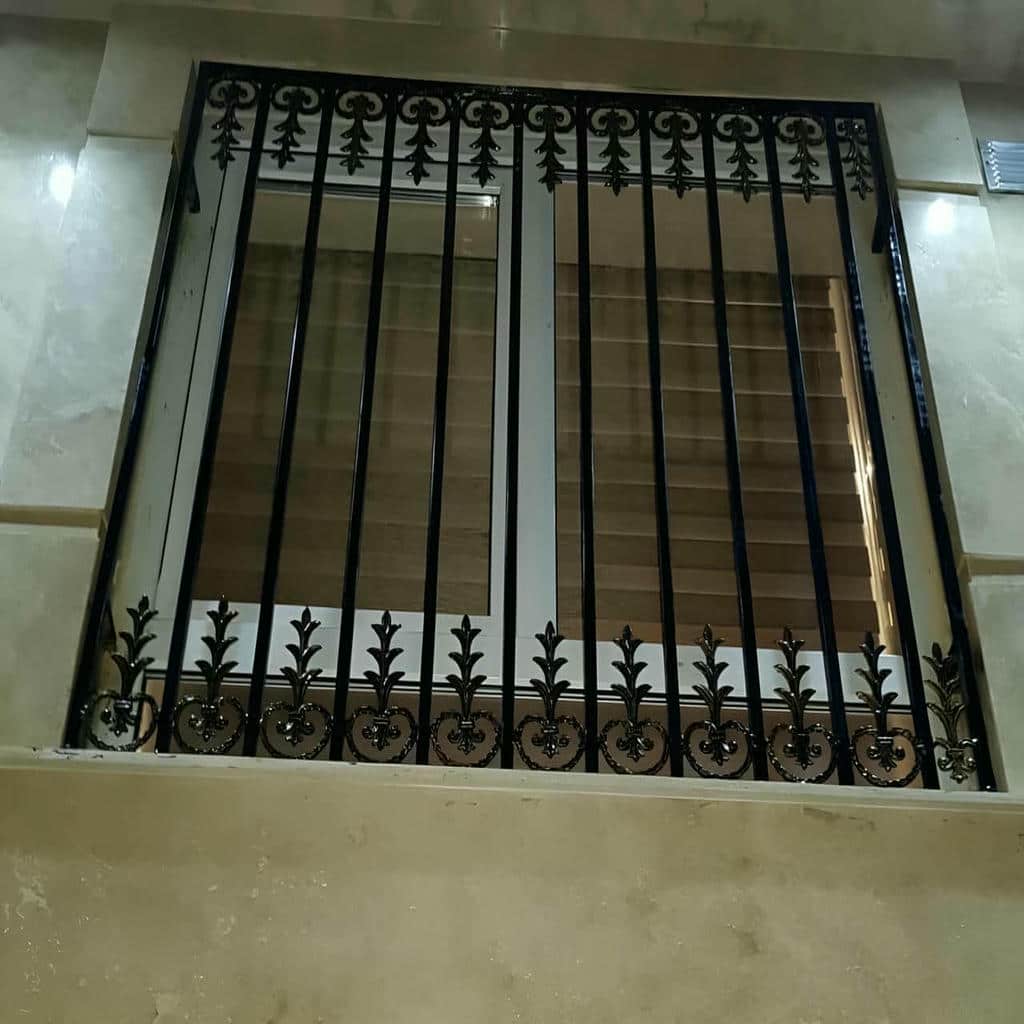فروش حفاظ پنجره مربعی در اندیشه
