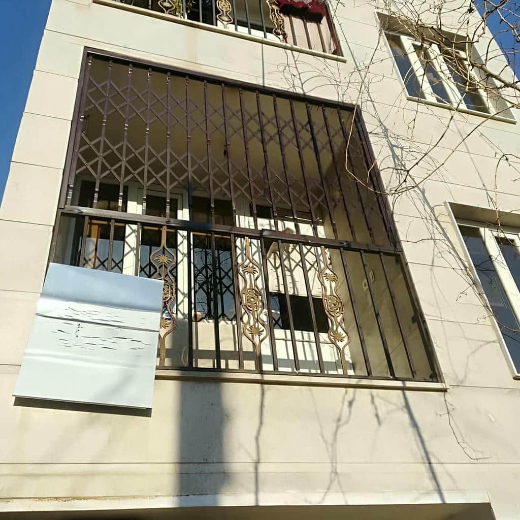 قیمت حفاظ پنجره ضدزنگ در همدان