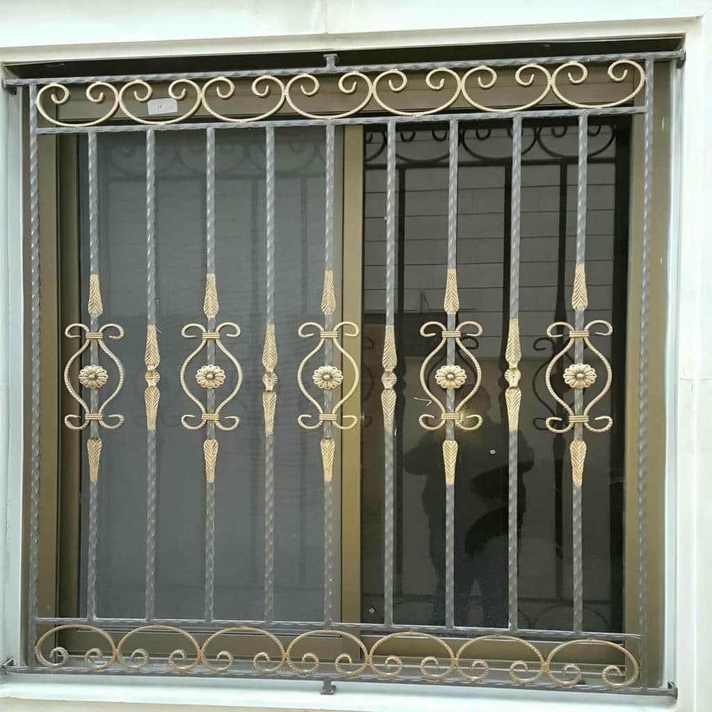 حفاظ پنجره در عظیمیه کرج