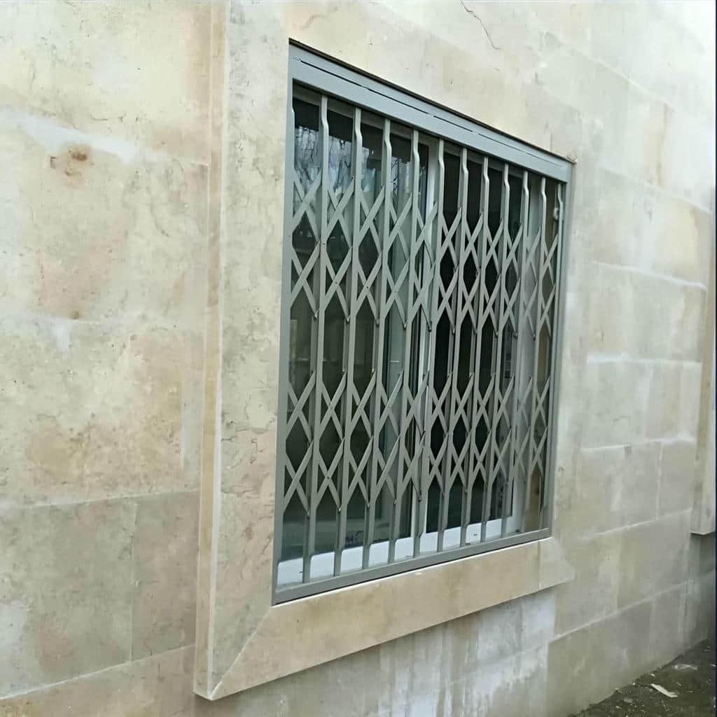 قیمت حفاظ پنجره فرفورژه در کاشان