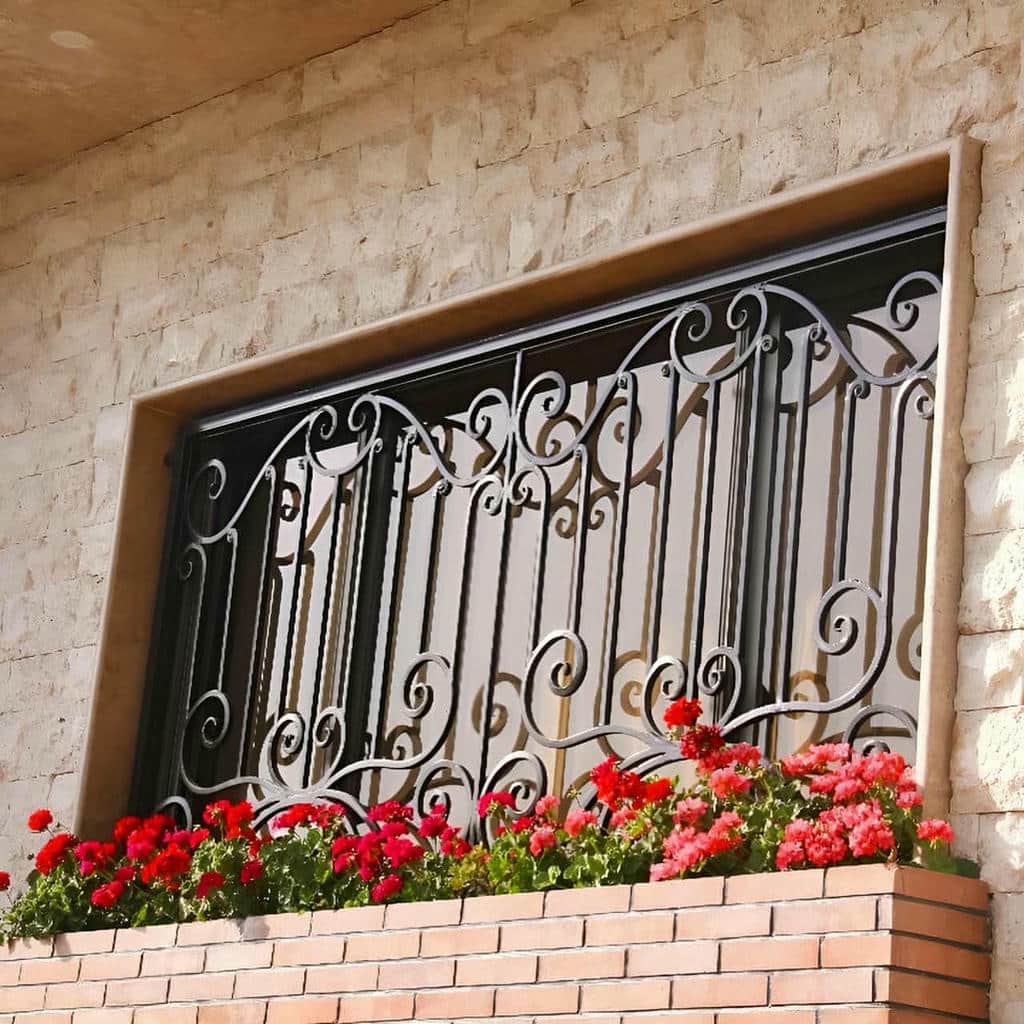 قیمت حفاظ پنجره ضدزنگ در بیرجند