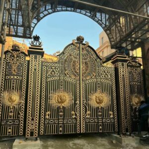 درب حیاط در نظرآباد