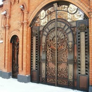 درب حیاط در کاشان