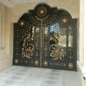 درب حیاط در مشهد