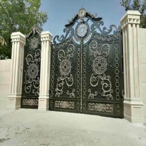 درب حیاط در یزد