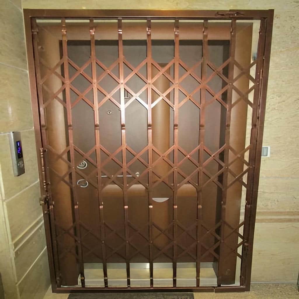 درب آکاردئونی ضد سرقت با قفل ایمنی مقاوم