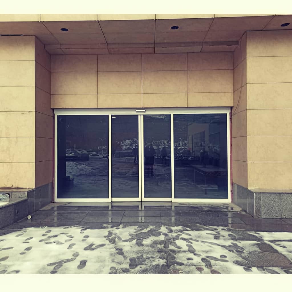 فروش درب شیشه ای اتوماتیک برای ساختمان اداری